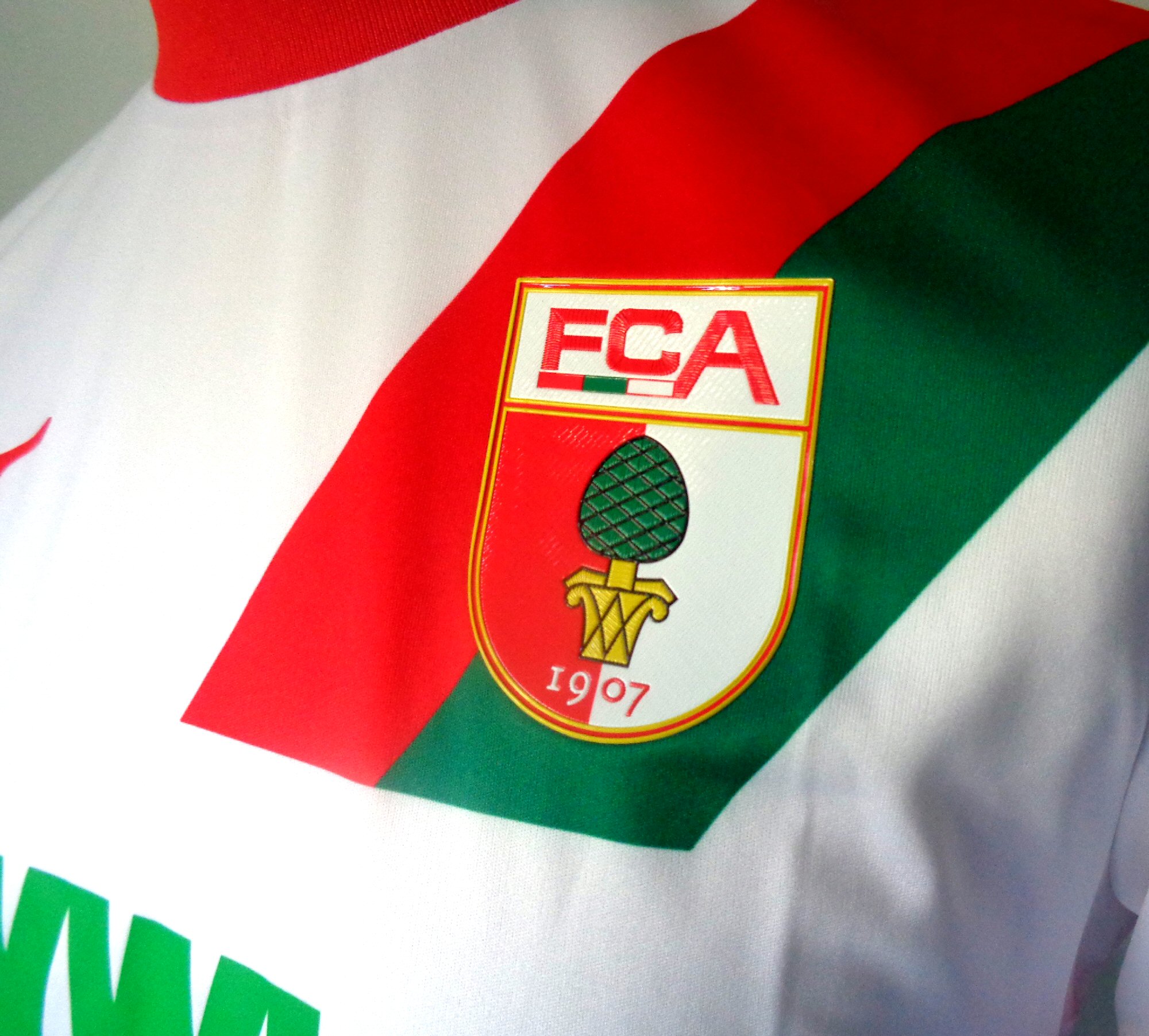 FC AUGSBURG Mizuno 2025-2026 Home Football Shirt (NEW- Multiple Sizes) - Image 8