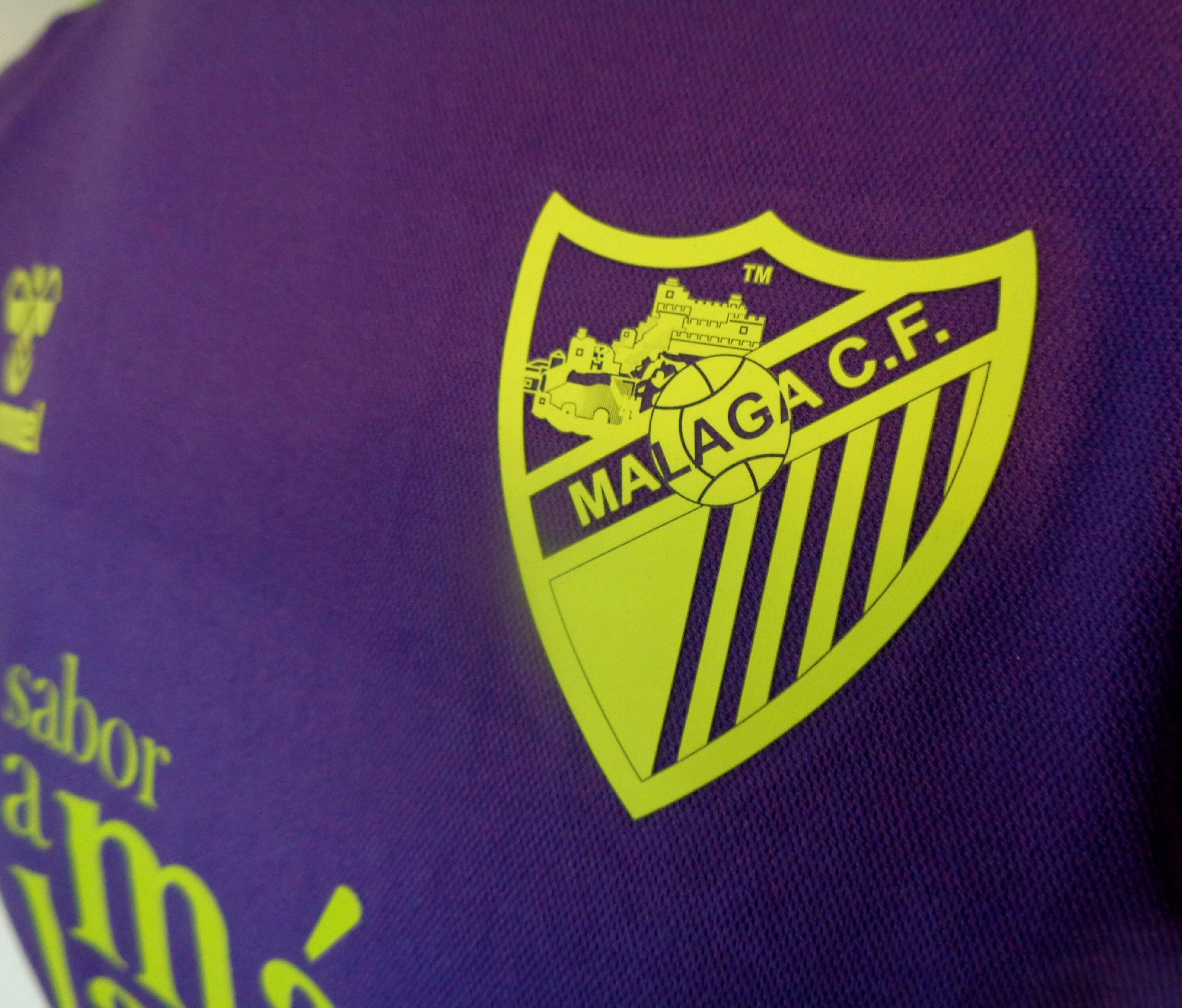 MALAGA CF Hummel 2024-2025 Away Football Shirt (NEW-Multiple sizes) - Image 7