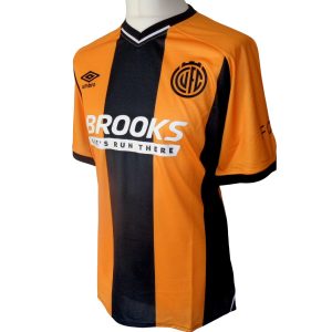 CAMBRIDGE UNITED Umbro Home Football Shirt 2025-2026 (NEW- Multiple Sizes)