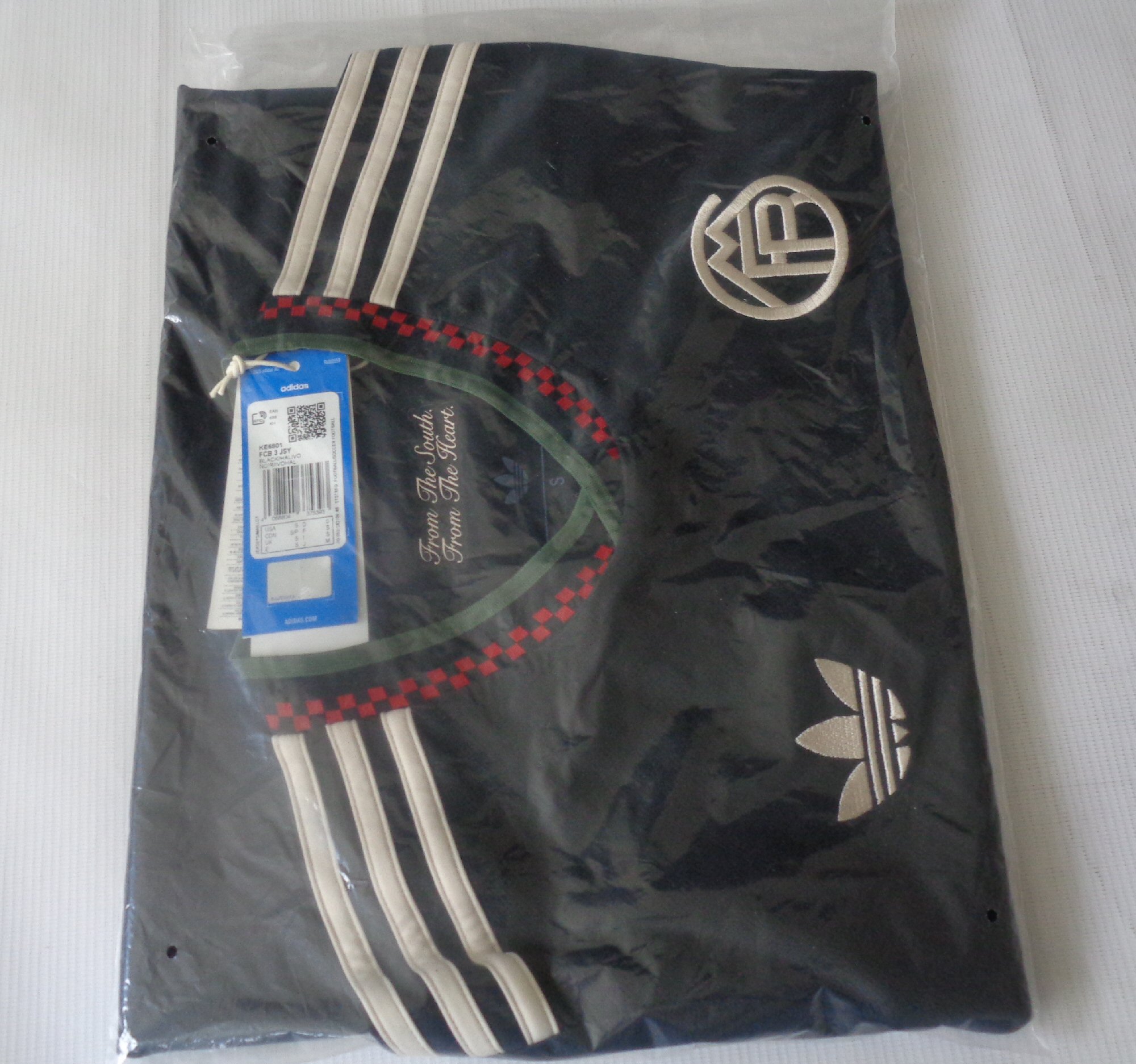 BAYERN MUNICH Adidas Originals 2025-2026 Third Shirt (NEW- Multiple Sizes) - Image 2